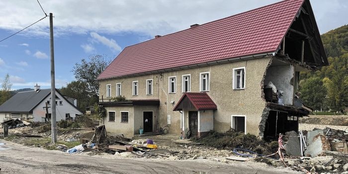 Metody postępowania z budynkami zawilgoconymi w wyniku powodzi